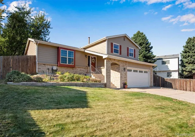 Photo 3 of Single family home for sale at 10200 W Berry Dr, Littleton, CO 80127 | MLS# 2143298 | Listing updated on 2026-10-09