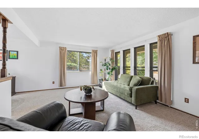 Photo 4 of Single family home for sale at 3701 Yale Dr, Longmont, CO 80503 | MLS# IR1070296 | Listing updated on 2026-10-16