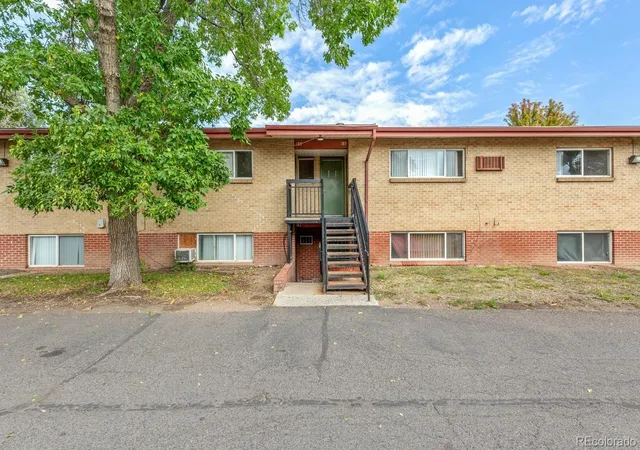 Photo 4 of House for sale at 193 S Ingalls St, Lakewood, CO 80226 | MLS# 7608370 | Listing updated on 2026-10-09