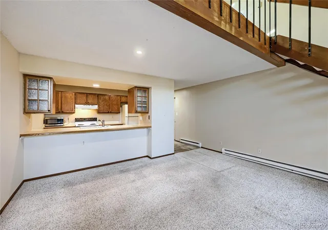 Listing Photo 5 - Condo for sale in building located at 23568 Pondview Pl, Golden, CO 80401 - Unit #G