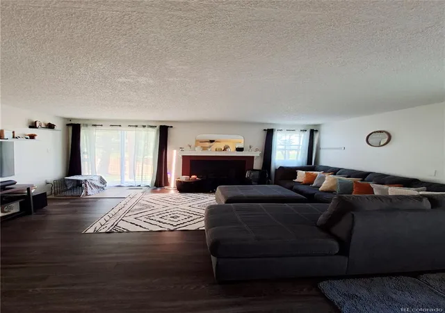 Listing Photo 5 - Condo for sale in building located at 11982 Bellaire St, Thornton, CO 80233 - Unit #B