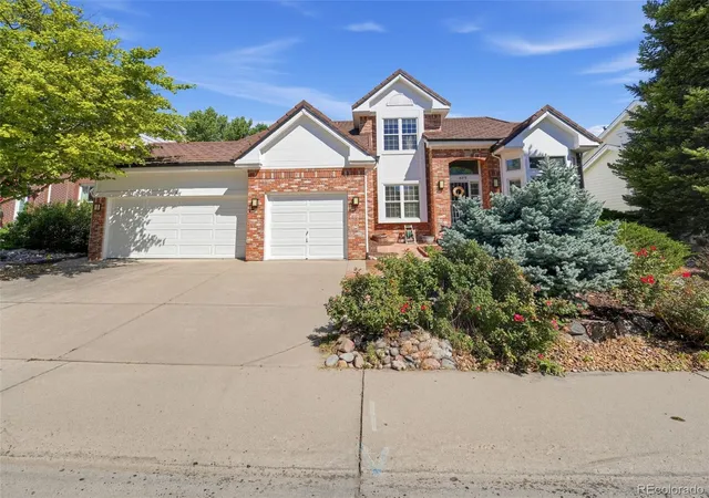 Single family home for sale at 825 Huntington Dr, Highlands Ranch, CO 80126 | MLS# 8209794