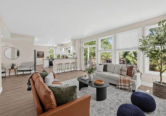 Photo 4 of Single family home for sale at 825 Huntington Dr, Highlands Ranch, CO 80126 | MLS# 8209794 | Listing updated on 2026-10-09