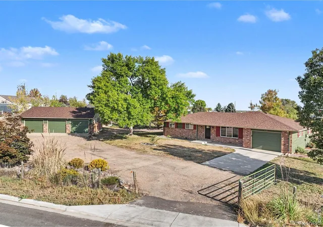 Photo 2 of Single family home for sale at 851 42nd Street Sw, Loveland, CO 80537 | MLS# IR1070306 | Listing updated on 2026-10-09
