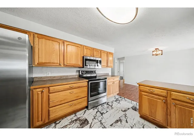 Photo 4 of Single family home for sale at 851 42nd Street SW, Loveland, CO 80537 | MLS# IR1070306 | Listing updated on 2026-10-09