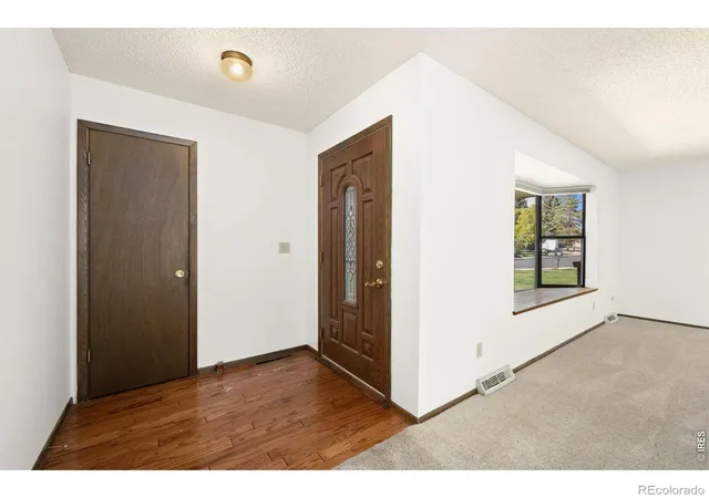 Photo 4 of Single family home for sale at 2080 Firestone Ct, Loveland, CO 80538 | MLS# IR1070308 | Listing updated on 2026-10-09