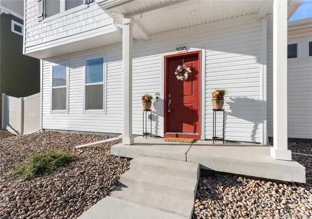 Photo 1 of Single family home for sale at 46525 Sunflower Ln, Bennett, CO 80102 | MLS# 9817664 | Listing updated on 2026-10-23