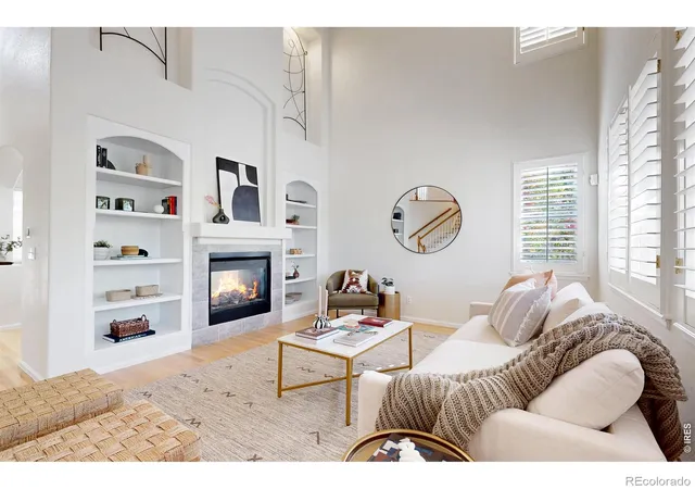 Photo 3 of Single family home for sale at 2926 Golden Eagle Cir, Lafayette, CO 80026 | MLS# IR1070314 | Listing updated on 2026-10-10