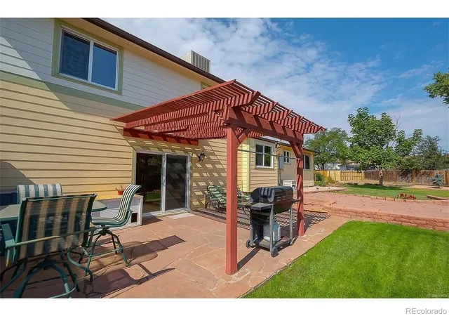 Photo 4 of Single family home for sale at 11321 Clermont Dr, Thornton, CO 80233 | MLS# 8723526 | Listing updated on 2026-10-10