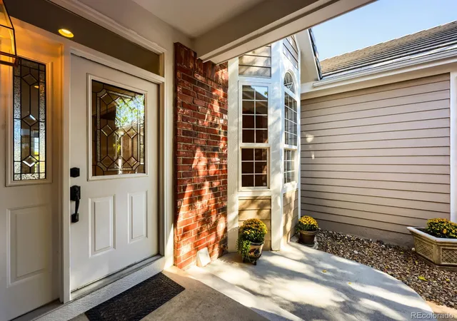 Photo 2 of Townhouse for sale at 9811 Firestone Cir, Lone Tree, CO 80124 | MLS# 4329844 | Listing updated on 2026-10-15