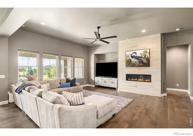 Photo 3 of Single family home for sale at 2309 Picadilly Cir, Longmont, CO 80503 | MLS# IR1070318 | Listing updated on 2026-10-09
