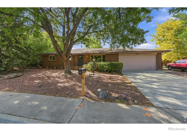 Photo 2 of Single family home for sale at 3233 Hawthorn Dr, Loveland, CO 80538 | MLS# IR1070325 | Listing updated on 2026-10-10