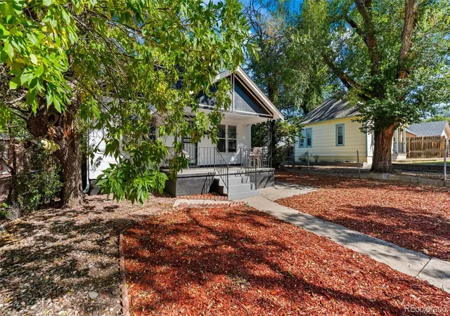 Photo 2 of Single family home for sale at 932 E Moreno Ave, Colorado Springs, CO 80903 | MLS# 2455805 | Listing updated on 2026-10-16
