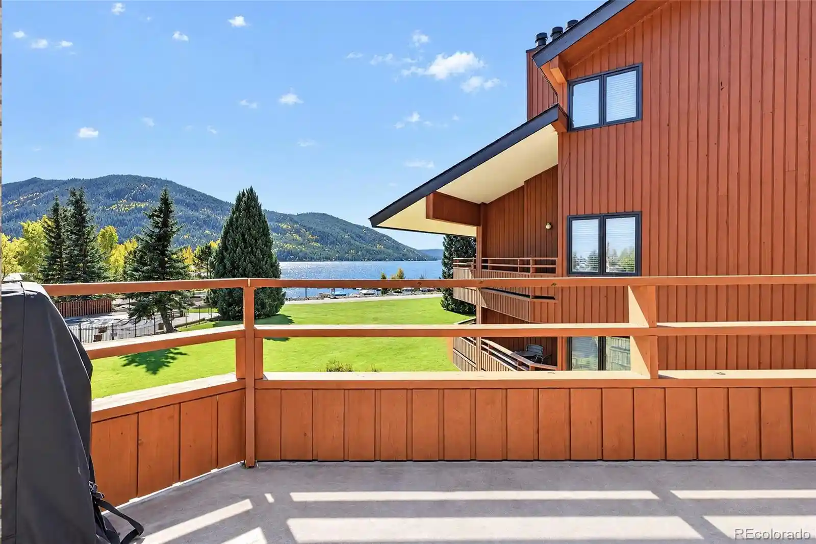 Listing Photo 2 - Condo for sale in 605 Lake Front Rd located at 605 Lake Front Rd, Grand Lake, CO 80447 - Unit #15