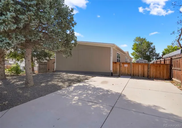 Single family home for sale at 1104 Macdavidson Cir, Dacono, CO 80514 | MLS# 3843769
