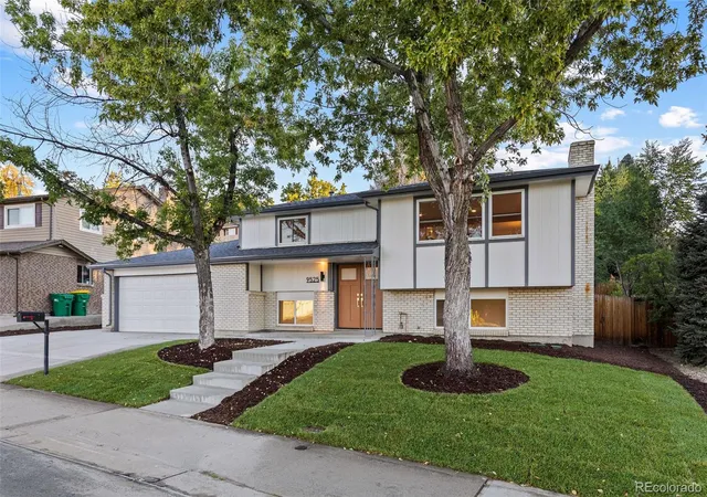 Photo 3 of Single family home for sale at 9525 W Wesley Ave, Lakewood, CO 80227 | MLS# 7901752 | Listing updated on 2026-10-09