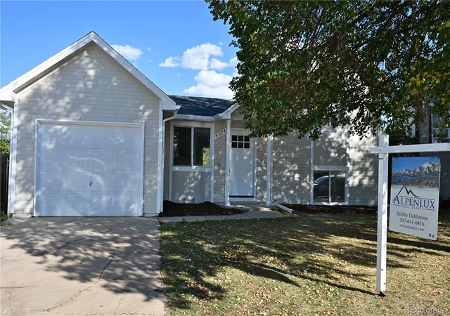 Photo 1 of Single family home for sale at 4524 S Pagosa Cir, Aurora, CO 80015 | MLS# 1826890 | Listing updated on 2026-10-10