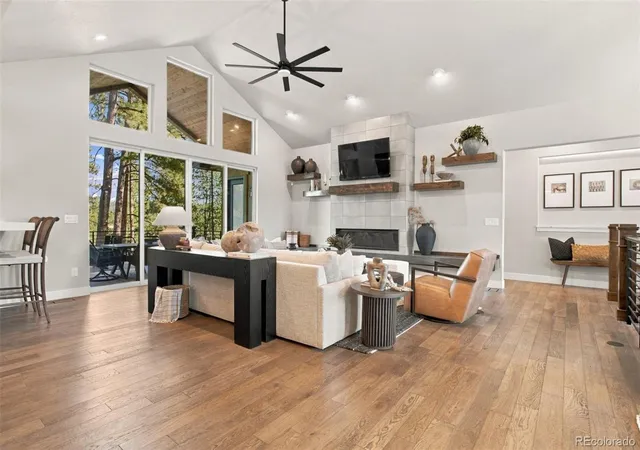 Photo 3 of Single family home for sale at 1109 Tenderfoot Dr, Larkspur, CO 80118 | MLS# 8708033 | Listing updated on 2026-10-10