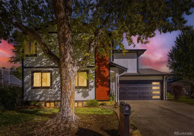 Photo 2 of Single family home for sale at 5756 S Lansing Ct, Englewood, CO 80111 | MLS# 8579784 | Listing updated on 2026-10-09