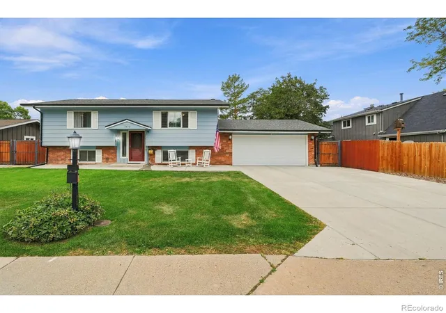 Photo 1 of Single family home for sale at 3213 N Custer Ave, Loveland, CO 80538 | MLS# IR1070355 | Listing updated on 2026-10-17
