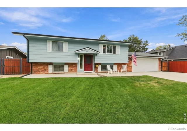 Photo 2 of Single family home for sale at 3213 N Custer Ave, Loveland, CO 80538 | MLS# IR1070355 | Listing updated on 2026-10-17