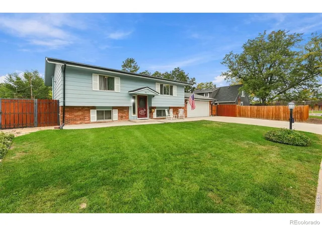 Photo 3 of Single family home for sale at 3213 N Custer Ave, Loveland, CO 80538 | MLS# IR1070355 | Listing updated on 2026-10-17