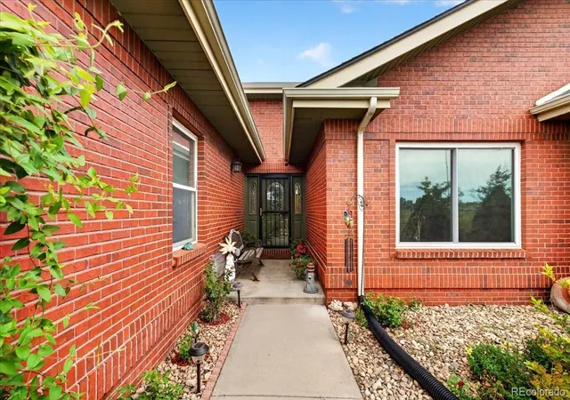 Photo 1 of Single family home for sale at 55739 E Apache Pl, Strasburg, CO 80136 | MLS# 9781982 | Listing updated on 2026-10-26
