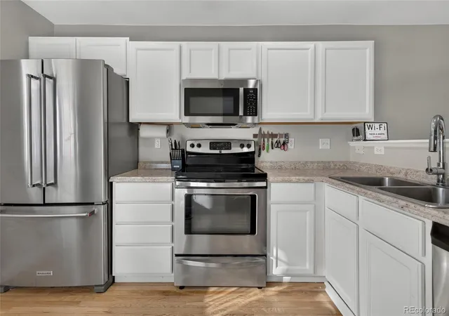 Townhouse for sale at 10287 York Pl, Thornton, CO 80229 | MLS# 9606613