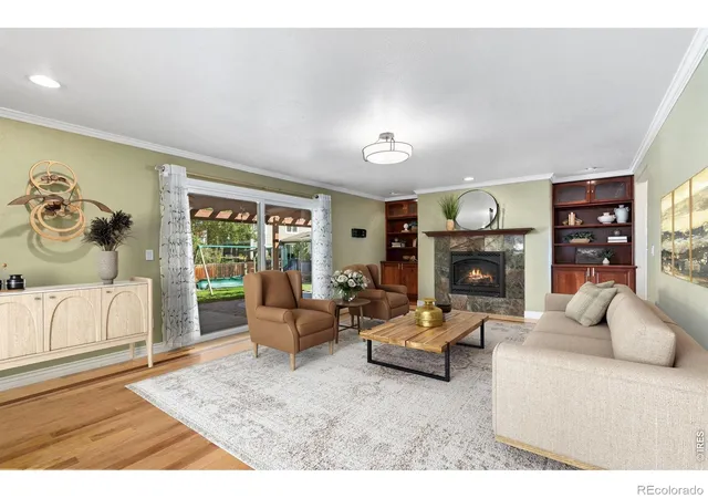 Photo 3 of Single family home for sale at 1024 Fox Hills Dr, Fort Collins, CO 80526 | MLS# IR1070364 | Listing updated on 2026-10-09