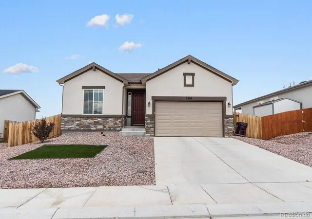 Photo 1 of Single family home for sale at 2209 Sunrise Ln, Pueblo, CO 81008 | MLS# 3693047 | Listing updated on 2026-10-10