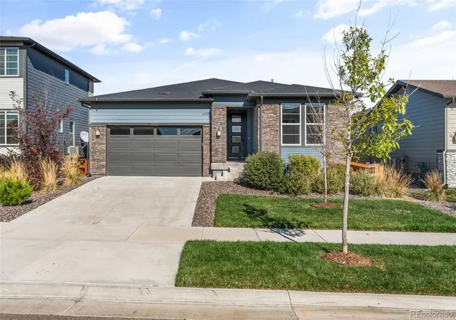 Single family home for sale at 3836 N Catawba Way, Aurora, CO 80019 | MLS# 4674431