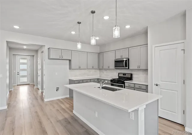 Photo 3 of Single family home for sale at 3836 N Catawba Way, Aurora, CO 80019 | MLS# 4674431 | Listing updated on 2026-10-10