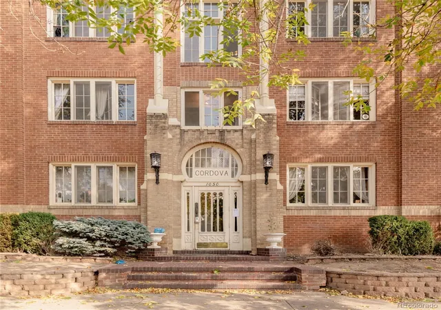 Listing Photo 2 - Condo for sale in building located at 1050 N Washington St, Denver, CO 80203 - Unit #201