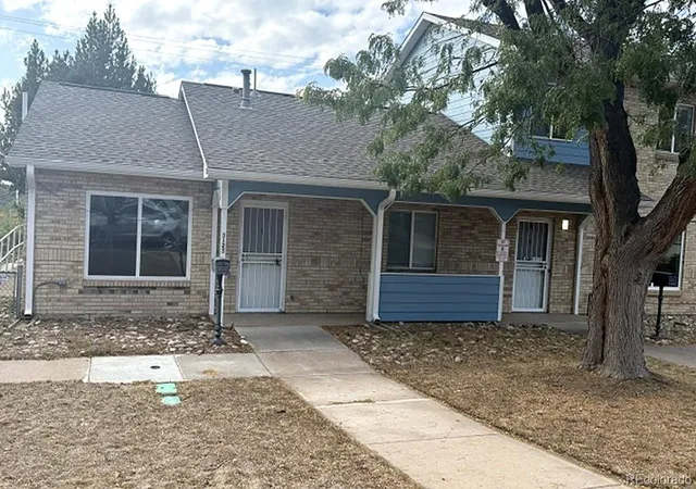 Photo 1 of Single family home for sale at 3125 S Lincoln St, Englewood, CO 80113 | MLS# 1767413 | Listing updated on 2026-10-26