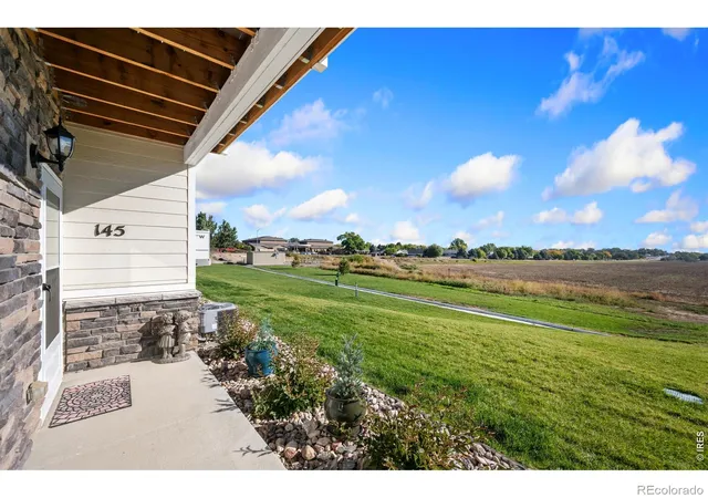 Photo 3 of Townhouse for sale at 145 Robin Rd, Johnstown, CO 80534 | MLS# IR1070372 | Listing updated on 2026-10-09