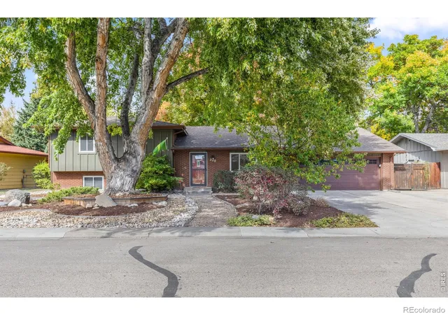 Photo 2 of Single family home for sale at 300 Linda Ln, Fort Collins, CO 80525 | MLS# IR1070374 | Listing updated on 2026-10-09