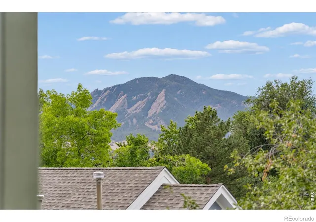 Photo 3 of Single family home for sale at 2140 Mesa Dr, Boulder, CO 80304 | MLS# IR1070376 | Listing updated on 2026-10-09