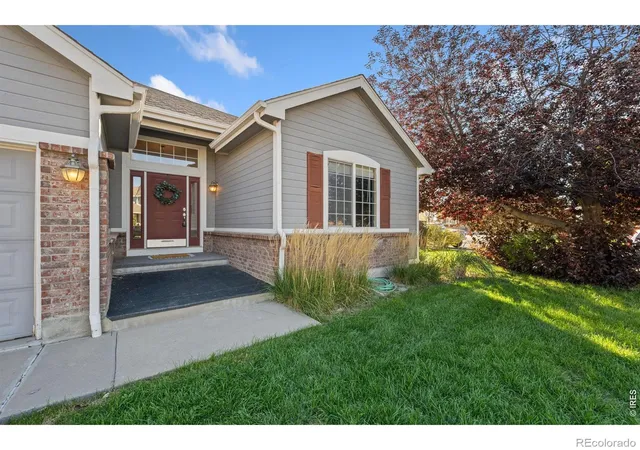 Photo 3 of Single family home for sale at 111 Kits Pl, Johnstown, CO 80534 | MLS# IR1070378 | Listing updated on 2026-10-09