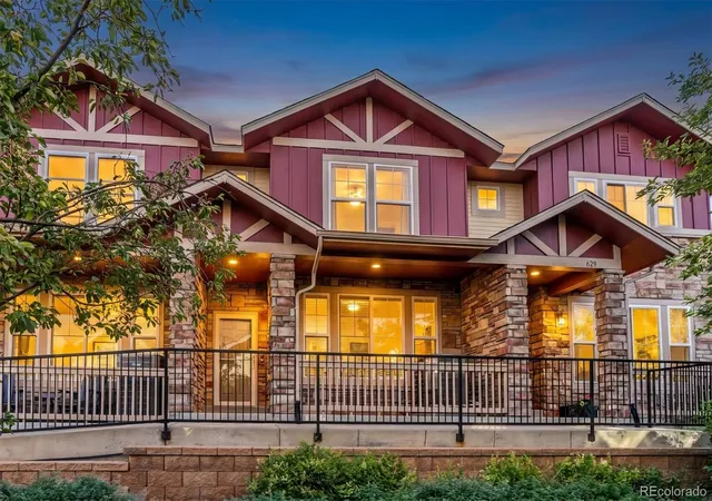 Townhouse for sale at 627 S Norfolk Way, Aurora, CO 80017 | MLS# 9526437