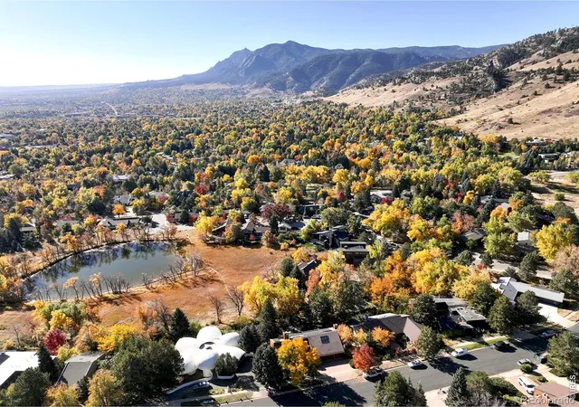 Photo 4 of Single family home for sale at 3746 Wonderland Hl Ave, Boulder, CO 80304 | MLS# IR1070382 | Listing updated on 2026-10-09