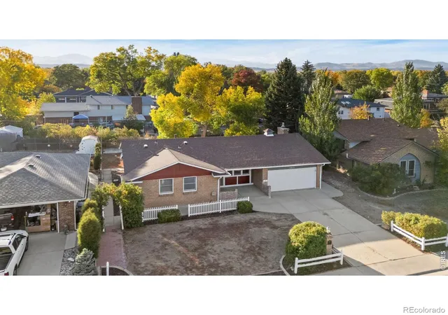 Photo 3 of Single family home for sale at 3015 N Douglas Ave, Loveland, CO 80538 | MLS# IR1070388 | Listing updated on 2026-10-09