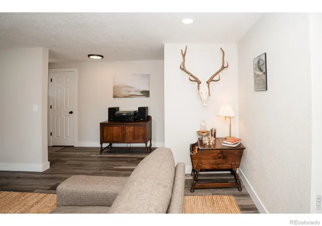 Photo 4 of Single family home for sale at 426 Thistle Pl, Longmont, CO 80504 | MLS# IR1070397 | Listing updated on 2026-10-10