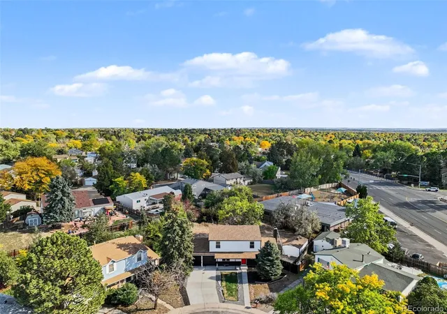 Photo 2 of Single family home for sale at 14420 E Radcliff Dr, Aurora, CO 80015 | MLS# 5826902 | Listing updated on 2026-10-10