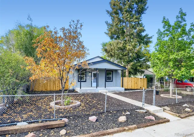 Photo 1 of Single family home for sale at 321 Stuart St, Denver, CO 80219 | MLS# 7085079 | Listing updated on 2026-10-10