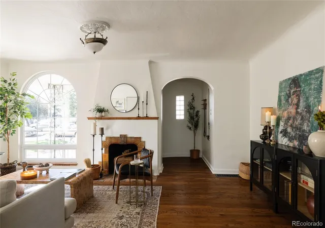 Photo 4 of Single family home for sale at 4750 N Alcott St, Denver, CO 80211 | MLS# 6632889 | Listing updated on 2026-10-23