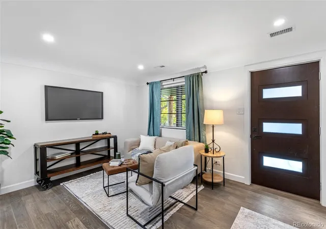 Photo 3 of Single family home for sale at 950 Utica St, Denver, CO 80204 | MLS# 2052414 | Listing updated on 2026-10-10