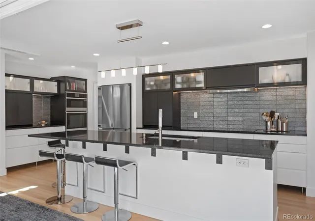 Photo 3 of Single family home for sale at 4552 Perry St, Denver, CO 80212 | MLS# 5311519 | Listing updated on 2026-10-21
