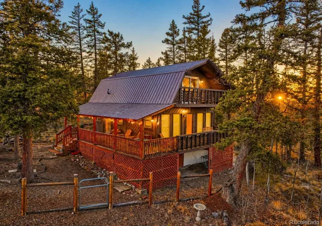 Photo 4 of Single family home for sale at 45 Swiggler Ct, Jefferson, CO 80456 | MLS# 7741950 | Listing updated on 2026-10-10