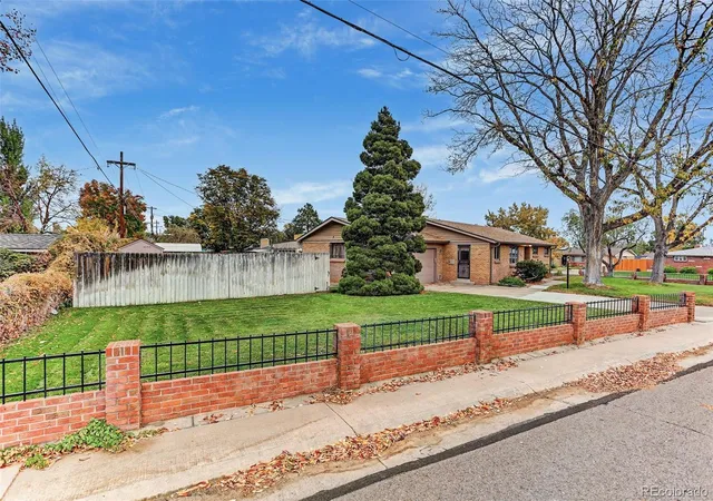 Photo 4 of Single family home for sale at 4505 Quay St, Wheat Ridge, CO 80033 | MLS# 6331523 | Listing updated on 2026-10-15