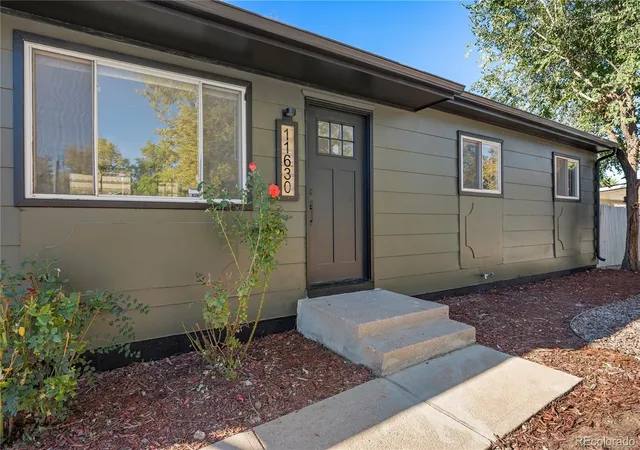 Photo 1 of Single family home for sale at 11630 E Walsh Pl, Aurora, CO 80012 | MLS# 4643089 | Listing updated on 2026-10-10